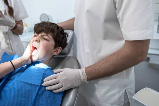 Best Weekend Emergency Dentist in Amesti, CA